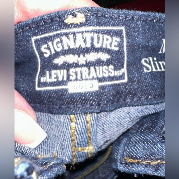 NEW!!Signature by Levi Strauss Straight-Leg Jeans - Picture 4 of 7